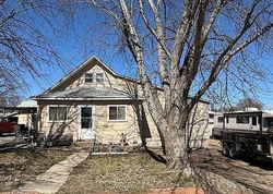 Bank Foreclosures in BLUE HILL, NE