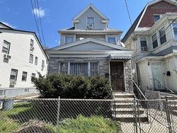 Bank Foreclosures in ELMHURST, NY