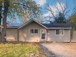 Bank Foreclosures in ROUND LAKE, IL