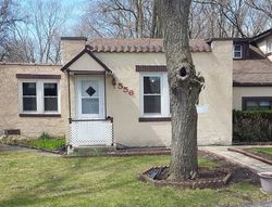 Bank Foreclosures in DES PLAINES, IL