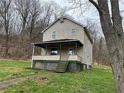 Bank Foreclosures in LEECHBURG, PA