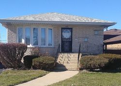 Bank Foreclosures in CALUMET CITY, IL