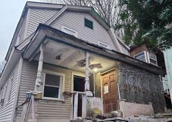 Bank Foreclosures in HONESDALE, PA