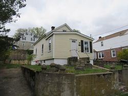 Bank Foreclosures in WEST WARWICK, RI