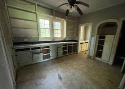 Bank Foreclosures in HENDERSON, TX