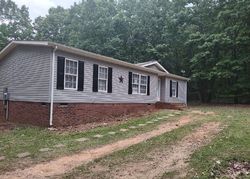 Bank Foreclosures in HUDDLESTON, VA