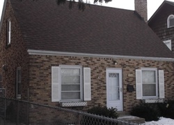 Bank Foreclosures in HIGHWOOD, IL