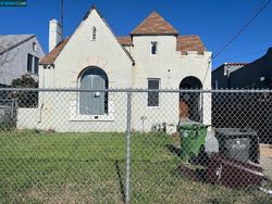 Bank Foreclosures in OAKLAND, CA