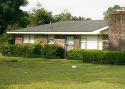 Bank Foreclosures in WAYNESBORO, GA