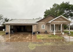 Bank Foreclosures in SLATON, TX