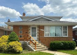 Bank Foreclosures in EVERGREEN PARK, IL