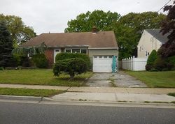 Bank Foreclosures in ROCKVILLE CENTRE, NY