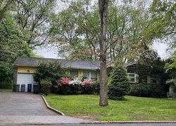 Bank Foreclosures in SMITHTOWN, NY