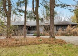 Bank Foreclosures in NEW CANAAN, CT