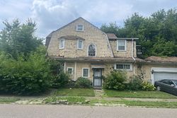 Bank Foreclosures in HIGHLAND PARK, MI