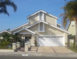 Bank Foreclosures in HUNTINGTON BEACH, CA