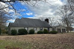 Bank Foreclosures in CARDINAL, VA