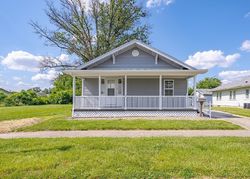 Bank Foreclosures in BICKNELL, IN