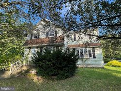 Bank Foreclosures in BERLIN, NJ