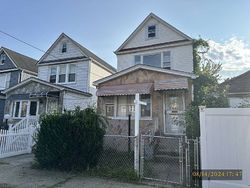 Bank Foreclosures in JAMAICA, NY