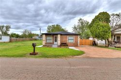 Bank Foreclosures in GUTHRIE, OK