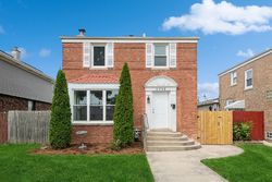 Bank Foreclosures in MELROSE PARK, IL