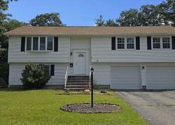 Bank Foreclosures in EAST HARTFORD, CT