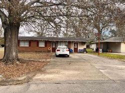 Bank Foreclosures in BAKER, LA