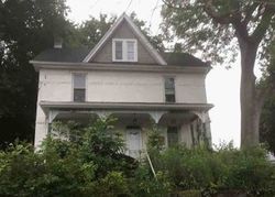 Bank Foreclosures in WAYNESBORO, PA