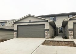 W 6th Pl, Sioux Falls, SD