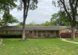 E 14th Ave, Belton, TX
