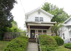 W 28th St, Latonia, KY