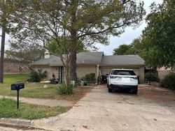 Nelwin Pl, Arlington, TX