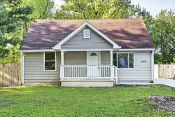 Donna Rd, Louisville, KY