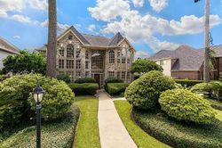 Silverthorne Ln, Spring, TX